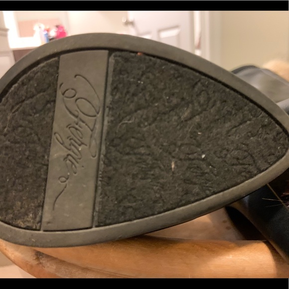 Fergie Boots - Picture 3 of 5